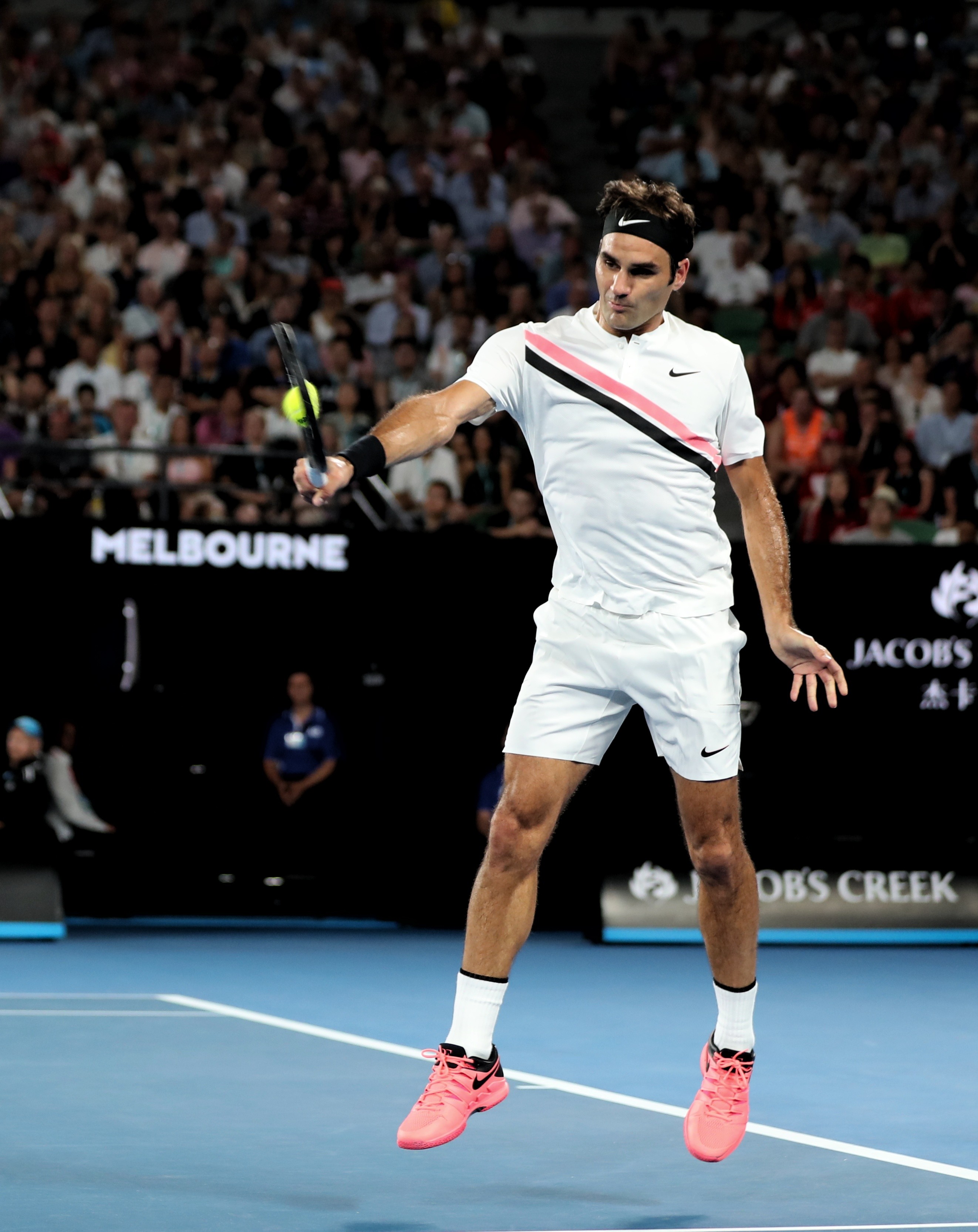 开云体育-关于勒沃库森复出首秀备战西甲费德勒与60激战C9分钟，连对手都承认：葡萄牙体育冲刺阶段手感冰凉的信息