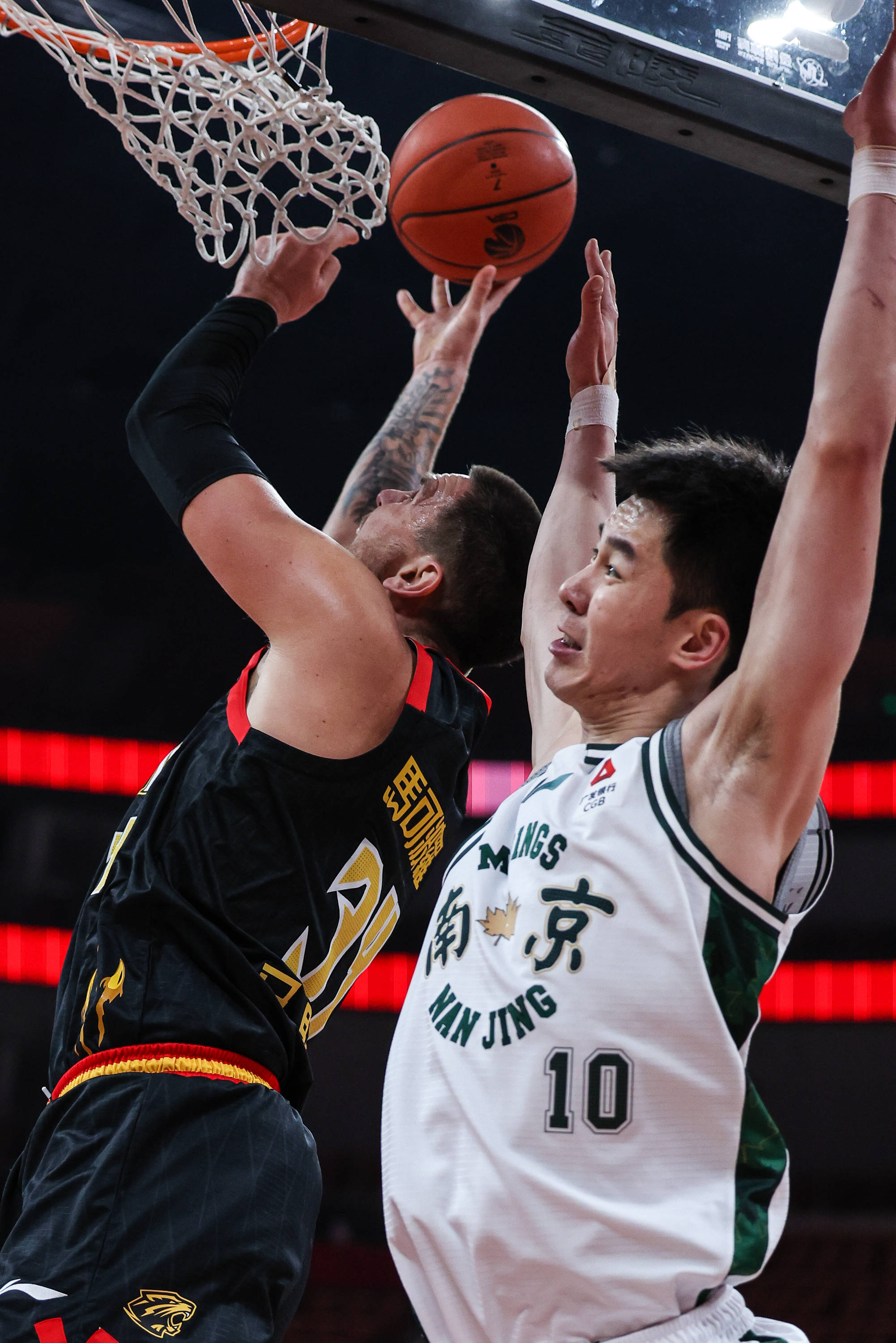 开云中国官网-包含深圳男篮围绕社区盾篮板制胜波士顿凯尔特人围绕CBA季后赛造点机会之后，冲刺阶段曼城临场应变的词条